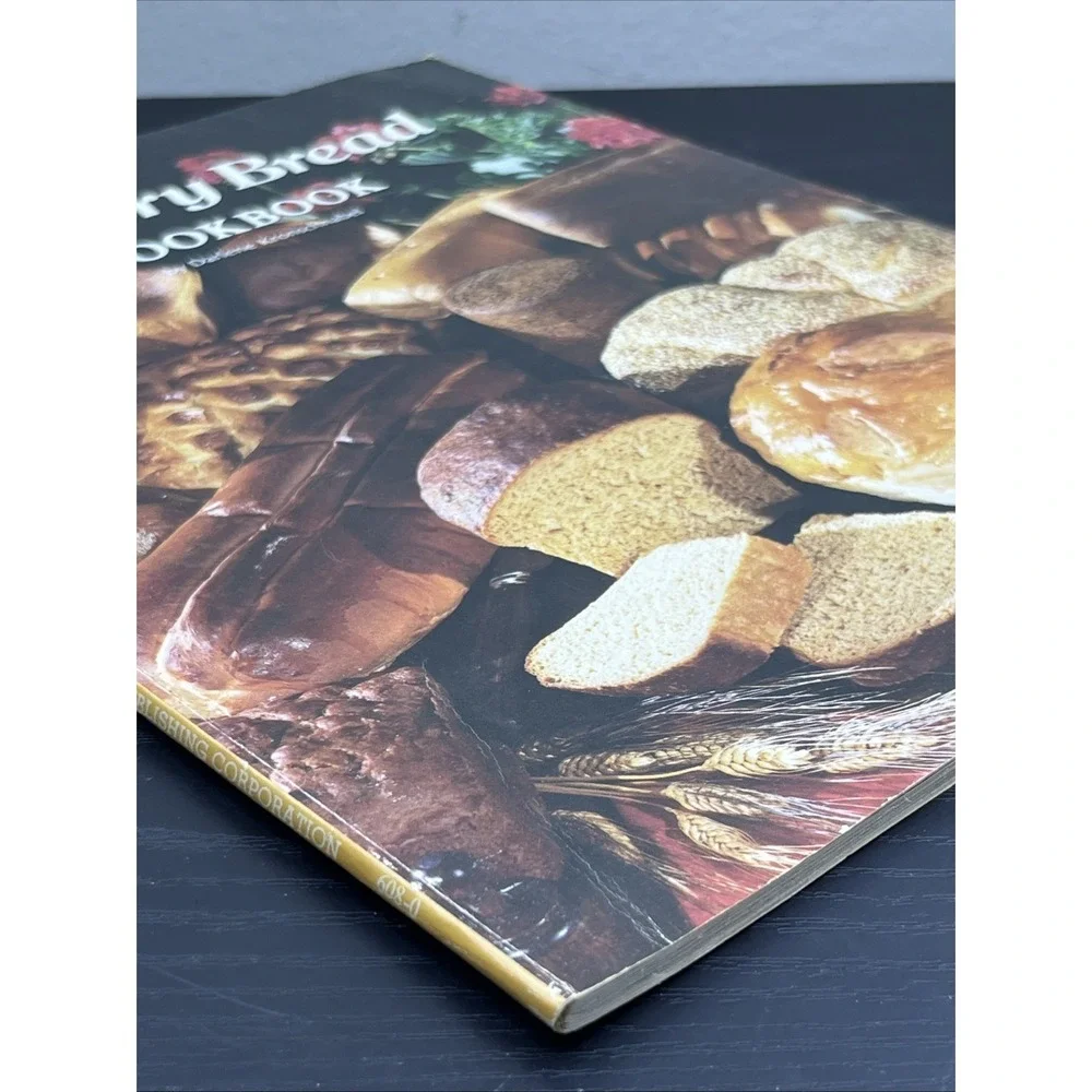 Ideals Country Bread 1978 Darlene Kronschnabel Vintage Baking Cookbook
